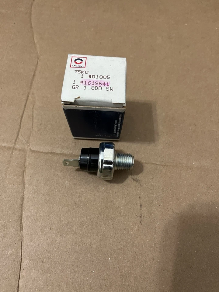 Nuevo interruptor de presión de aceite GM 1619641 1987-91 Chevrolet G10 G20 G30 G1500 G2500 G35 Foto 2 de 2