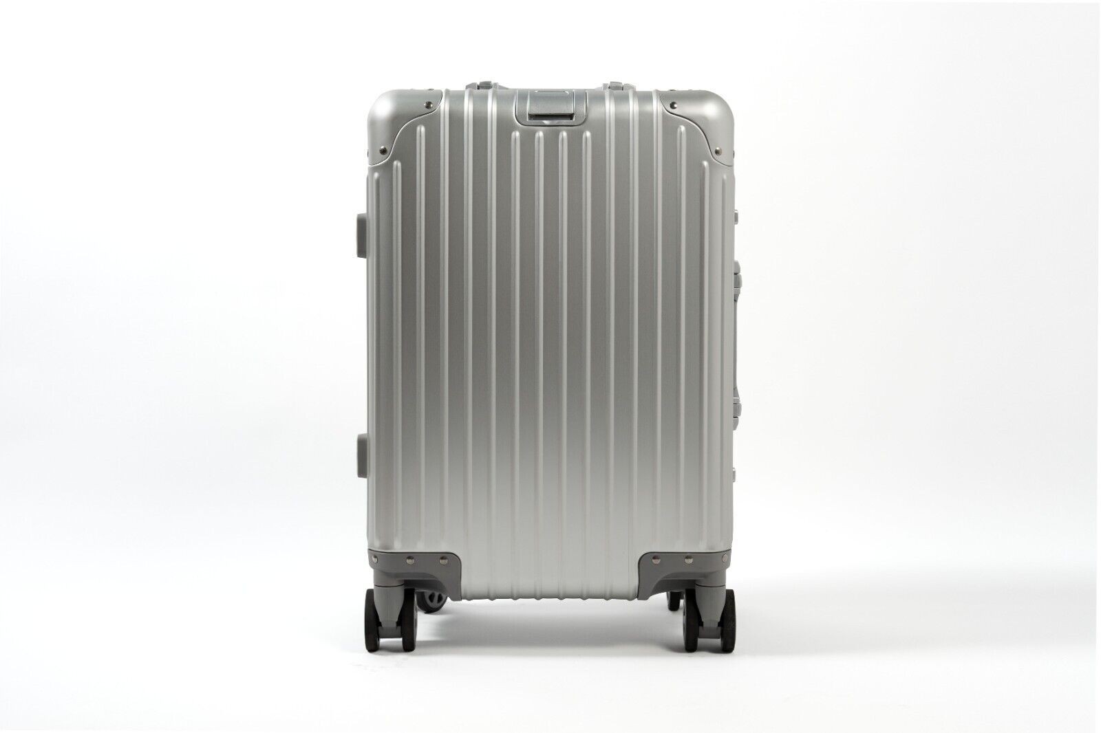 Aluminium Suitcase 20"" Cabin Carry on Premium Spinner Case - Silver