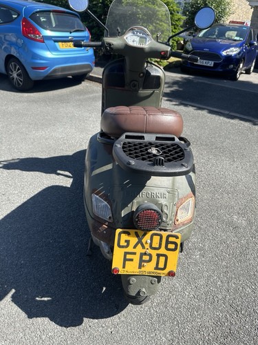 Vespa GTS 250 - Picture 9 of 23