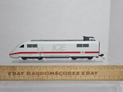 Roco HO Scale Powered 401012-0 DB ICE High Speed Bullet Train Runs Well