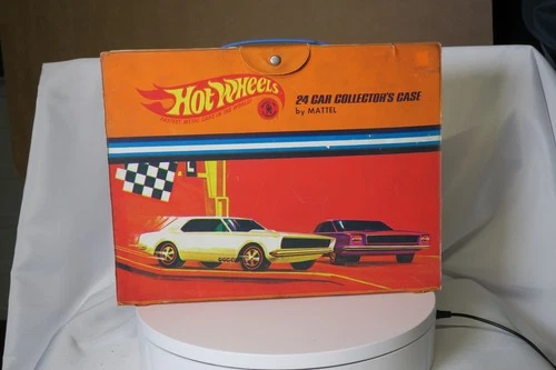 Hot Wheels Red Line 1960's 24 Car Collectors Case - Has Writing Inside