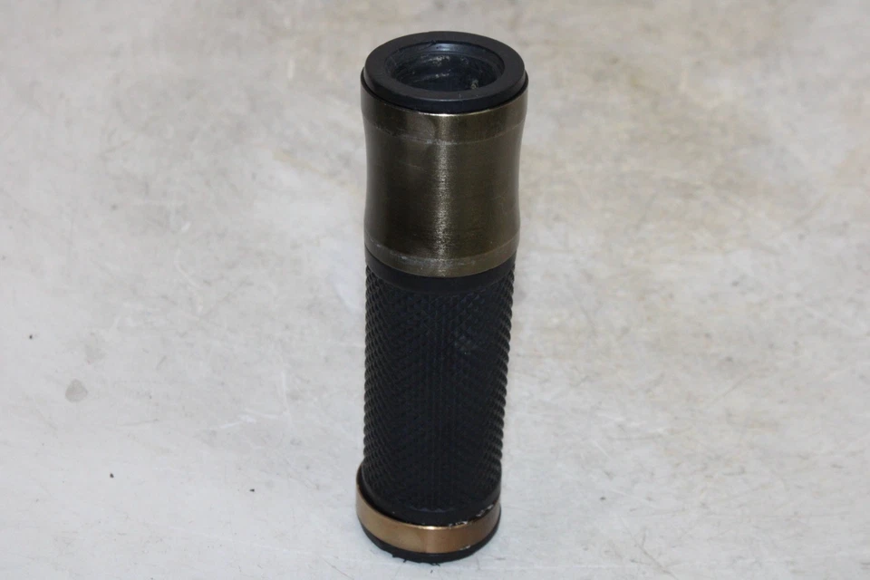 Honda CBR600RR 2005 empuñadura de mango izquierdo Foto 3 de 4