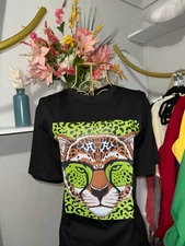 ropa de mujer a la moda camisetas en tendencia todos los colorles y tallas 