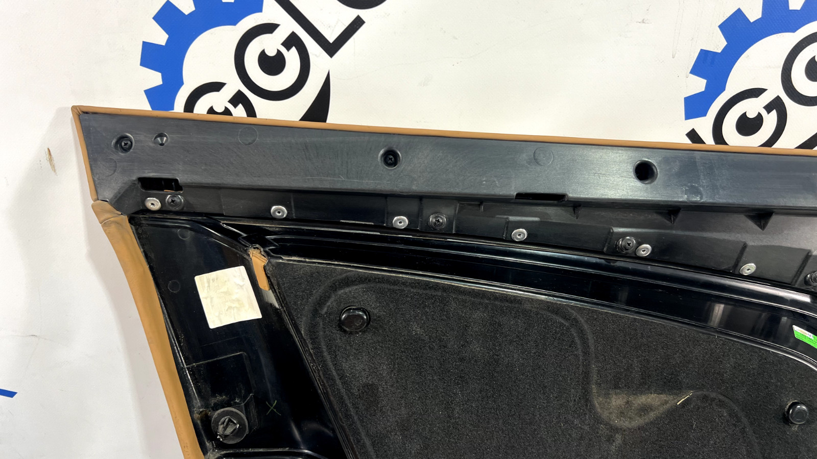 2011 ASTON MARTIN VANTAGE PASSENGER RIGHT FRONT DOOR PANEL COVER TRIM OEM
