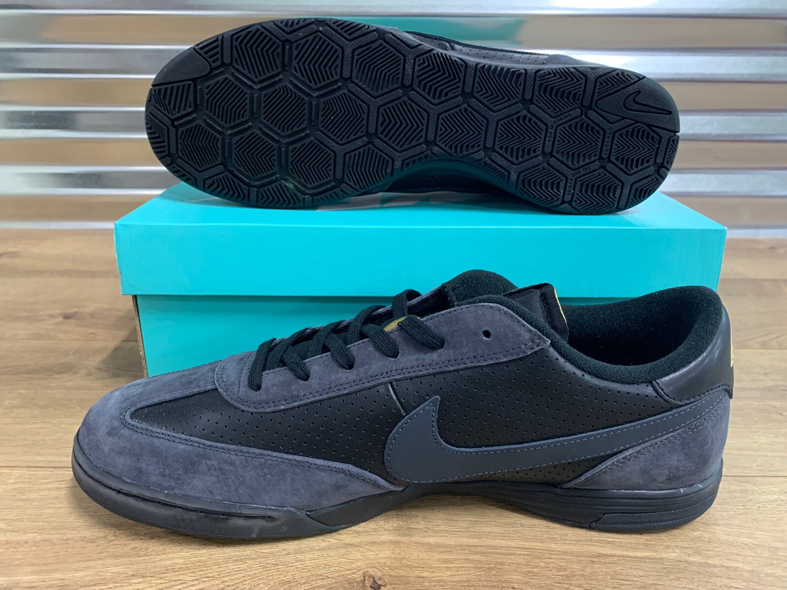 nike fc lunarlon