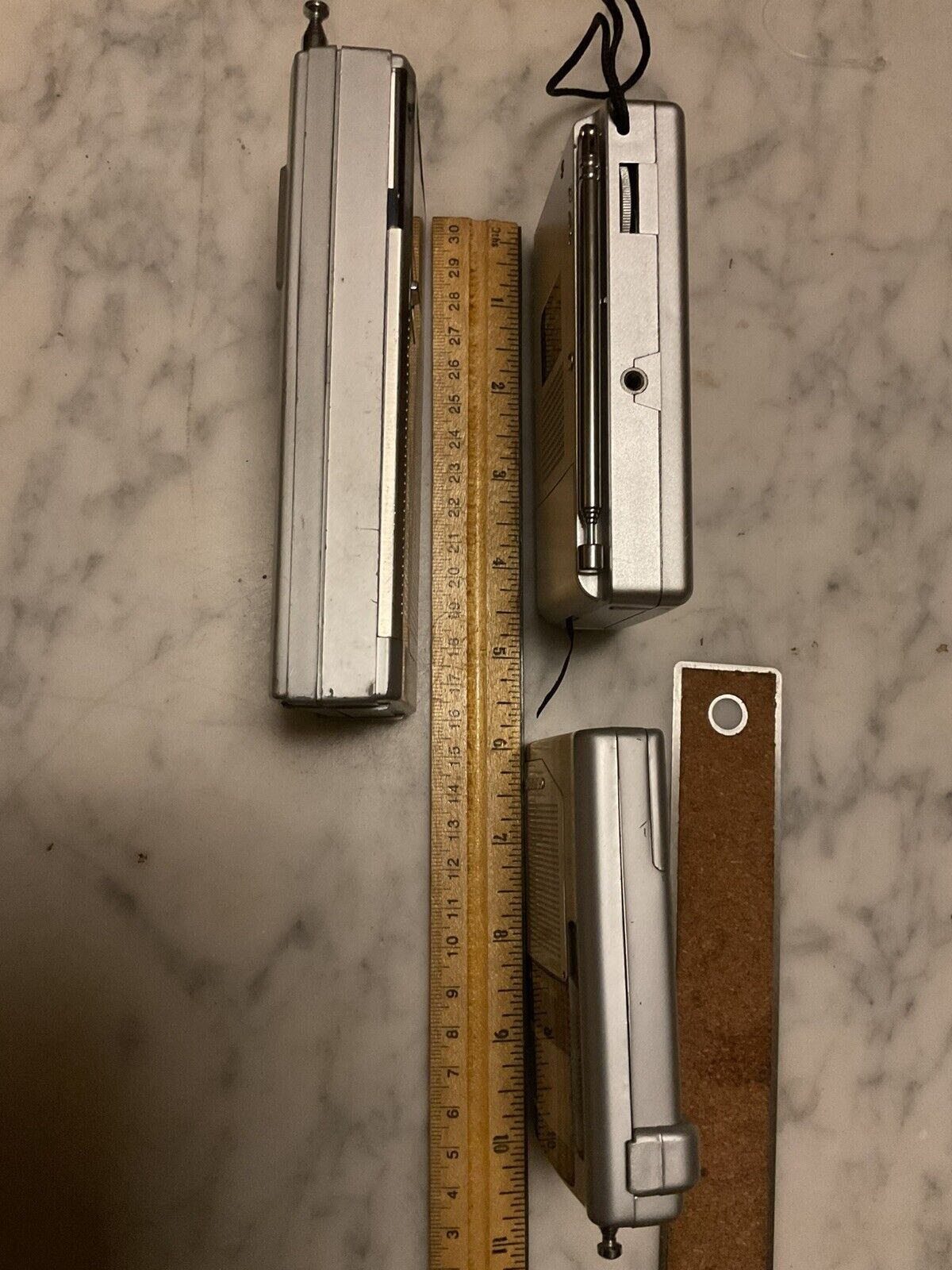 Small Transistor Radio Lot Work Vondior Grundig Mini World Emerson