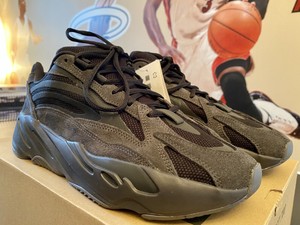 yeezy boost 700 v2 vanta reflective