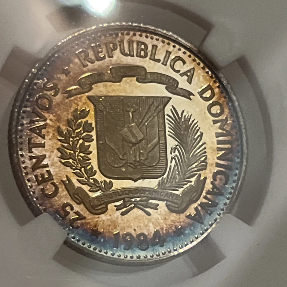 DOMINICAN REPUBLIC PROOF 1984 MO 25 Centavos NGC PF67 ULTRA CAMEO toned - Image 3 of 4