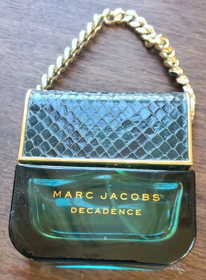 Marc Jacobs Decadence Botella Vacía Solo 3.4 fl oz 100 ml Fragancia Mujer Foto 3 de 4