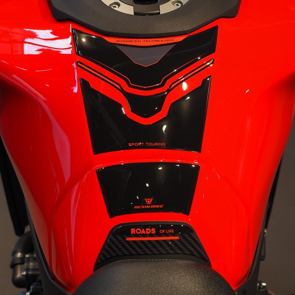 3D Harz-Aufkleber Motorrad Yamaha Tracer 9 2025-2026 Redline Tank-Schutzfolie-image