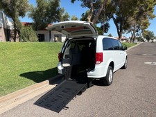 2019 Dodge Grand Caravan SXT Wheelchair Handicap Mobility REDUCED