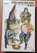 TRP00413 1:35 Trumpeter WWII Soviet Red Army ...