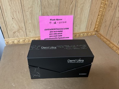 Kerr Demi Ultra Cure Light