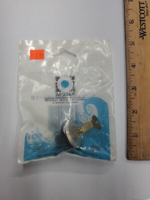 Moeller Marine Deck & Baitwell Plug - 3/8'' Opening - New