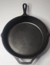 Lodge Cast Iron Frying Pan Skillet Made In USA  10 SK Needs to be Seasoned!