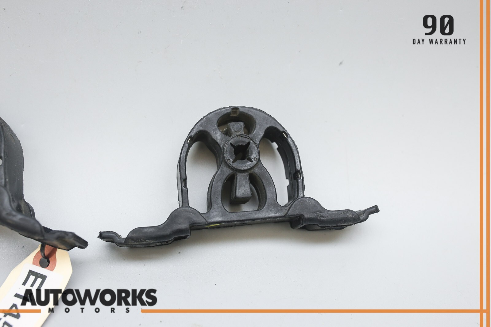 05-08 Maserati Quattroporte M139 Exhaust Hanger Mount Rubber Bracket Set OEM