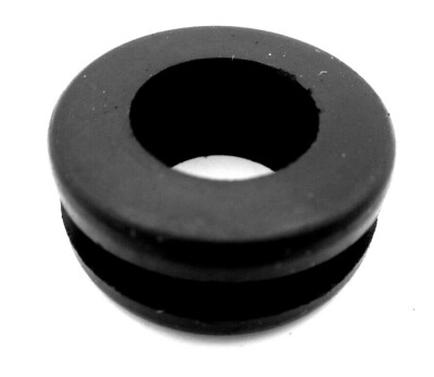 3/4'' Hole Fit Rubber Grommet Bushing For 3/16'' To 5/32'' Thick Panel, Has 1/2'' ID