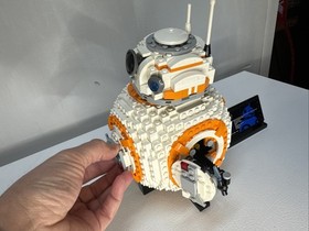LEGO Star Wars: The Last Jedi BB-8 (75187) Retired 99% Complete w/ Display Stand