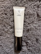 Younique Touch Glorious Mattifying Face Prime...