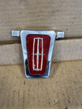  93-96 Lincoln Mark Viii 8 Trunk Lock Cover
