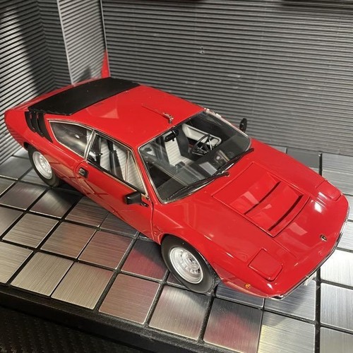 Voiture Miniature Die-cast 1:24 Blanche, Portes Ouvrantes, Avec Lumière Et Son - Neuf, Pour Enfants 3+