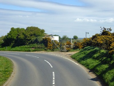 Photo 6x4 Road bend, Bleak Down Godshill/SZ5281 The gates are for a form c2017