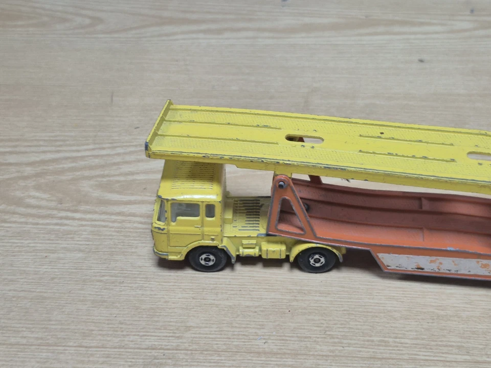 Camion Porte Auto Voiture Daf Matchbox Super Kings - Photo 3/4