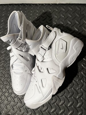 nike air unlimited triple white