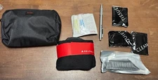 TUMI for Delta Black Amenity Kit Small Zippered Soft Travel Case Toiletry -lot g
