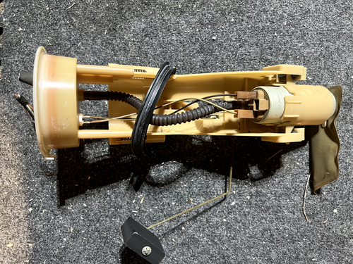 2005 BMW X5 Fuel Pump assembly OEM | eBay