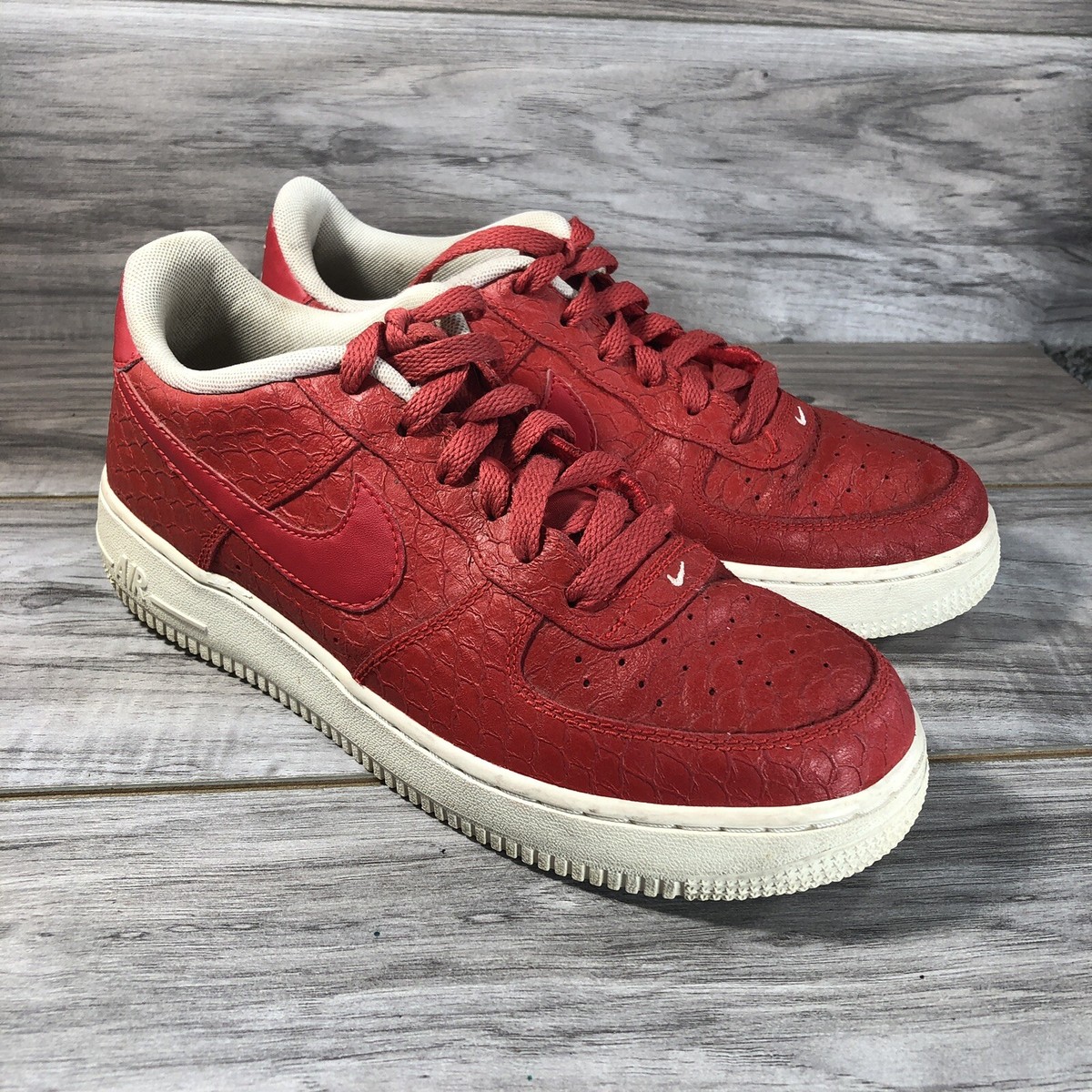 Nike Air Force 1 LV8 Shoes GS Boys 7Y Red Croc Print Sneakers