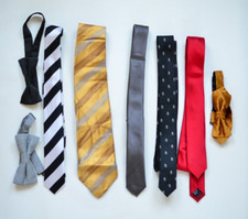 Krawatten und Fliegen Sammlung