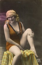 500 VINTAGE BEAUTIFUL WOMEN ON CD, CRAFTS SCRAPBOOKING