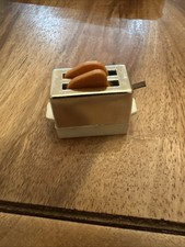 Vintage 1960  s Barbie Learn To Cook 1634 - Toaster  Slices Of Toast