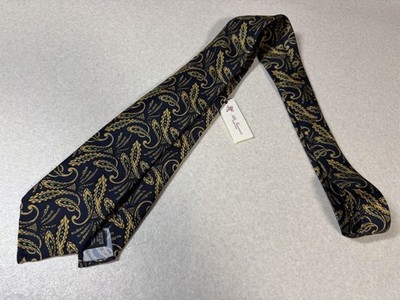 Brand new Atto Vannucci (Italy) sette pieghe silk twill navy base