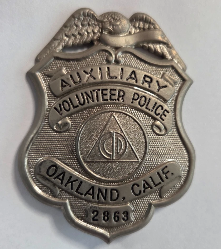 ORIGINAL * HM * Badge CALIFORNIA Oakland 1940's vintage Police Polizei Abzeichen