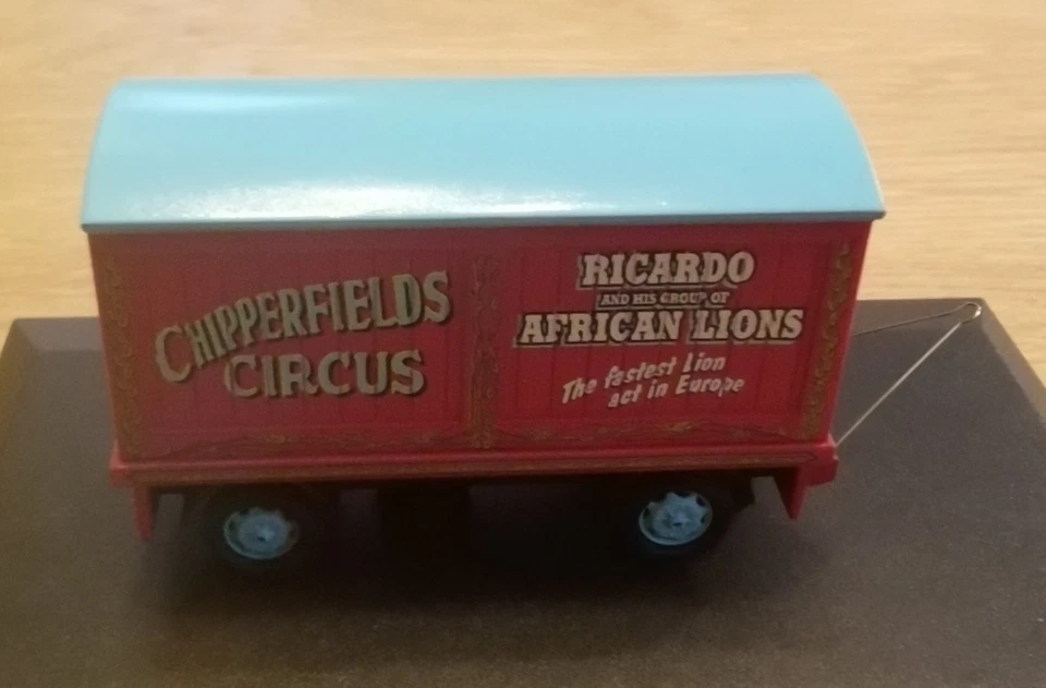 Oxford CH016A Chipperfields Lions Trailer Edition 0635 Modell 1:76 H0 OVP - Bild 3 von 4