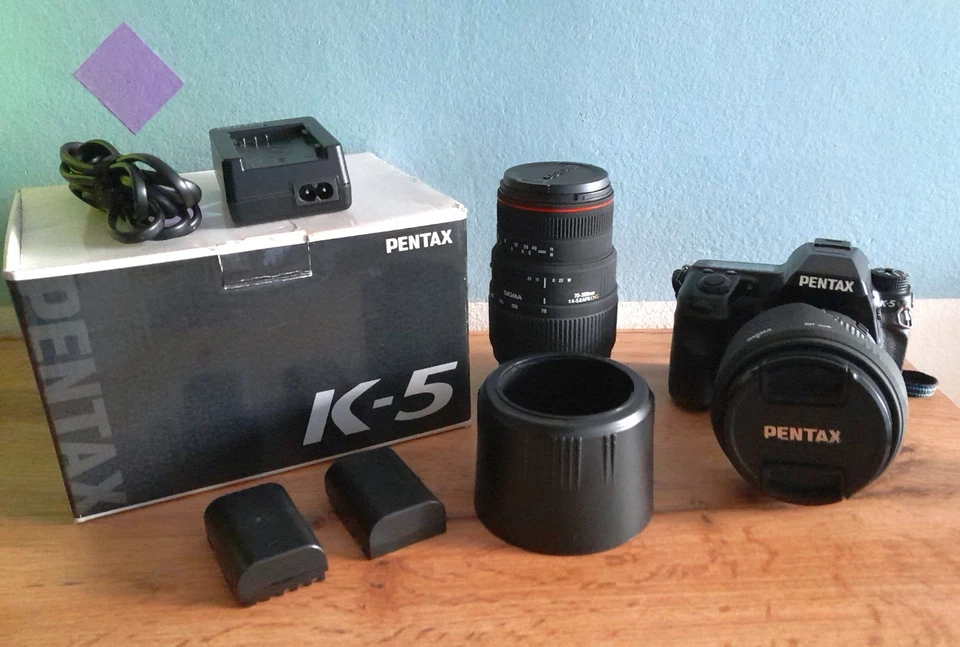 Pentax K-5 with Sigma 18-50mm 1:2.8 EX MACRO and Sigma 70-300mm 1:4-5.6 APO DG