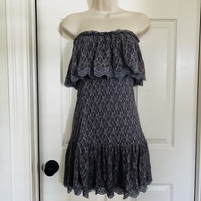 Victoria’s Secret by Moda Purple Lace Tube top Elastic and ruffle bottom S