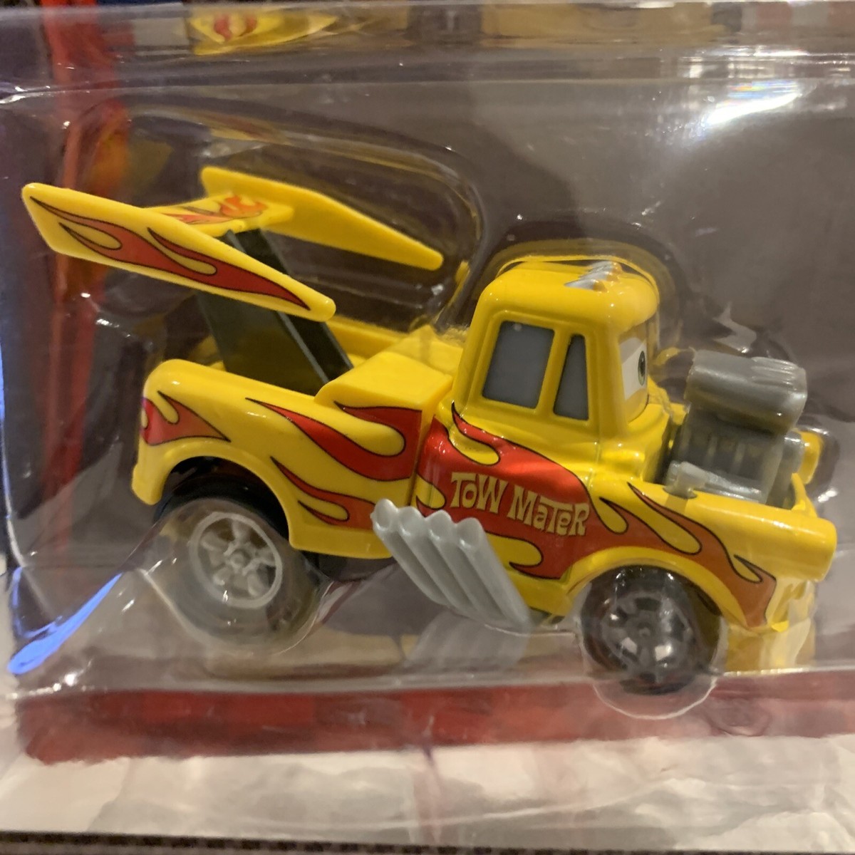 カーズマテル、ミニカー、ファニー、FUNNY CAR MATER funny Mattel Disney Cars Funny Car Mater Die-cast - YouTube
