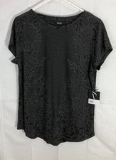 NWT Simply Vera Short Sleeve Floral Tee Textured Dull Black Top SZ M