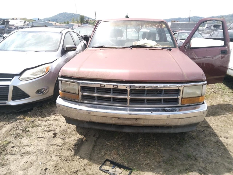 Conjunto de limpador de ar usado serve: 1992 Dodge Dakota 6-239 3.9 grau A - Imagem 3 de 4