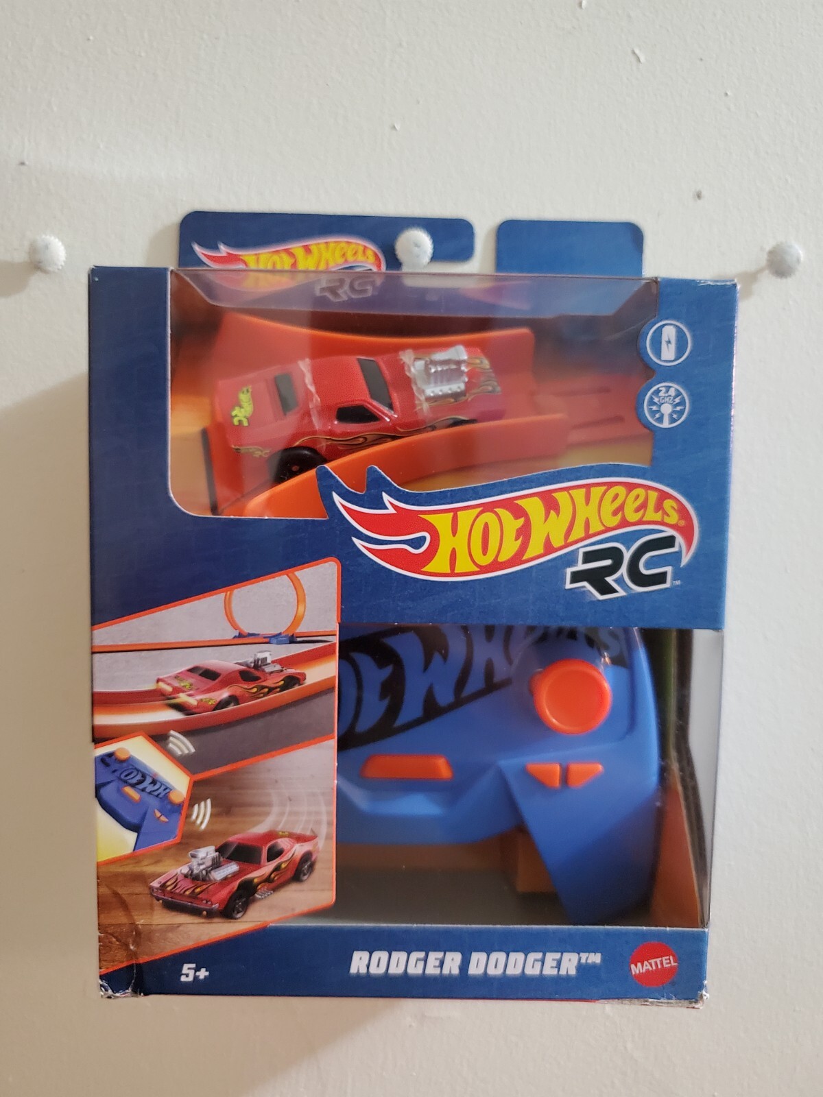Mattel Hot Wheels 2020 RC Rodger Dodger Remote Control #GWB73 1:64 Scale 2.4GHZ