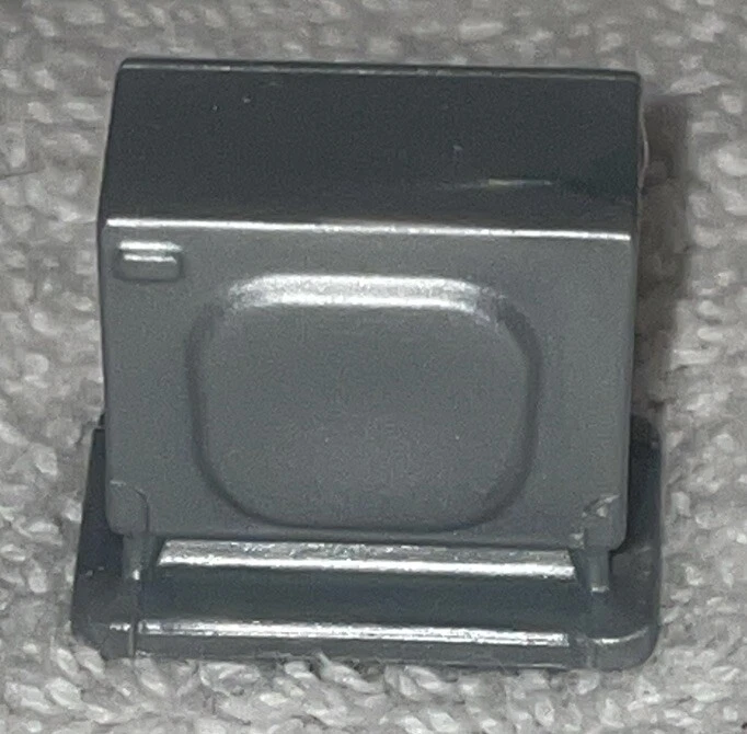 2019 Scene It? Simpsons TV Television Token Replacement Part Game Piece - Image 3 of 4