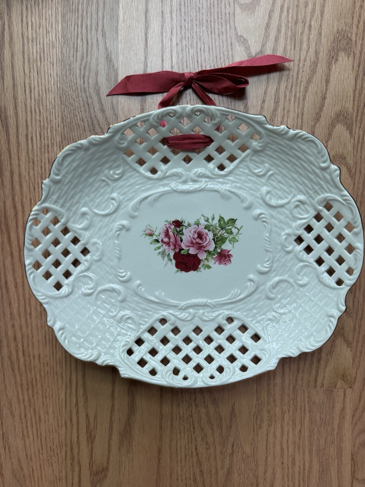Victorian Roses Porcelain Plate Lattice Shabby Chic Decor Formalities Baum Bros