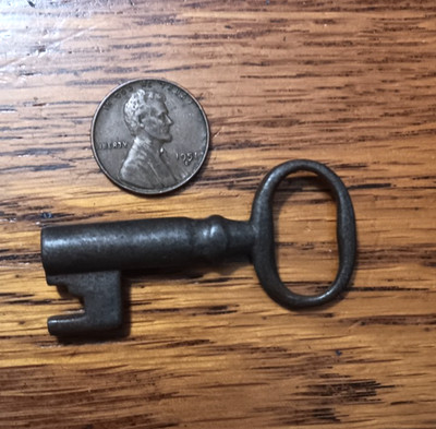 Vintage Unique Open Barrel Antique Skeleton Key 1 5/8'' Long