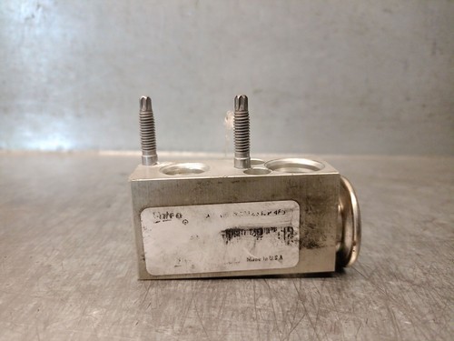 A1668300284 EXPANSIONSVENTIL / A1668300284 / 5853643 FÜR MERCEDES-BENZ GLE W166