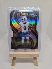 2024 Panini Select - Premier Level Taylor Rapp #195 Silver Prizm Die-Cut