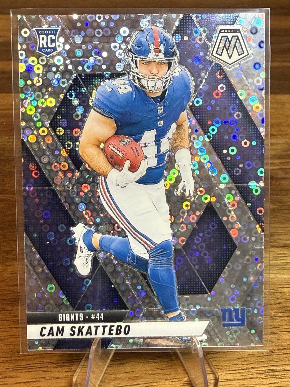 2025 Panini Mosaic Cam Skattebo #305 No Huddle Silver