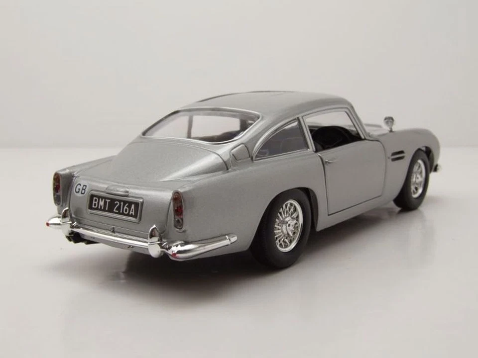 Aston Martin DB5 silber James Bond Modellauto 1:24 Motormax - Bild 2 von 4